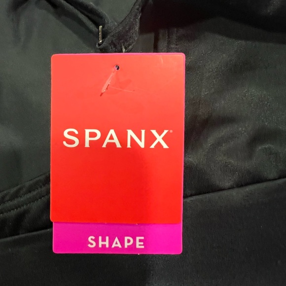 Spanx Open Bust Full Sculpting Slip in Very Black (S) - Picture 10 of 12